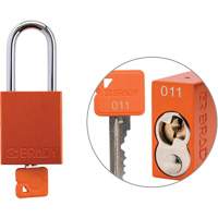 Cadenas de verrouillage de s&eacute;curit&eacute; Velocity Plus, Orange, Cl&eacute;s identiques, Aluminium, Largeur de 1-1/2" Ontario Packaging