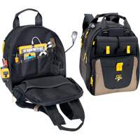 Sac &agrave; dos avec prises de recharge pour appareils &eacute;lectroniques, 15" lo x 10-1/2" la, Noir, Polyester Ontario Packaging
