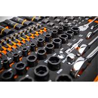 Jeu d'outils pour m&eacute;canicien Bolt Biter dans un plateau de rangement en mousse 97 mcx Ontario Packaging