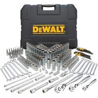 Jeu d'outils de m&eacute;canicien avec coffret moul&eacute; par soufflage Ontario Packaging