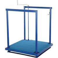 Ergonomic Posi-Crank Platform With Anti-Fatigue Mat, 36" W x 72" D, 500 lbs. Capacity, All-Welded VD460 | Ontario Packaging